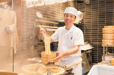 丸亀製麺　渋谷メトロプラザ店の求人画像