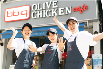 bb.q OLIVE CHICKEN cafe イオンモール堺鉄砲町店（オリーブチキンカフェ）　1619の求人画像