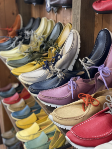 神戸旅靴屋 浅草店の求人画像
